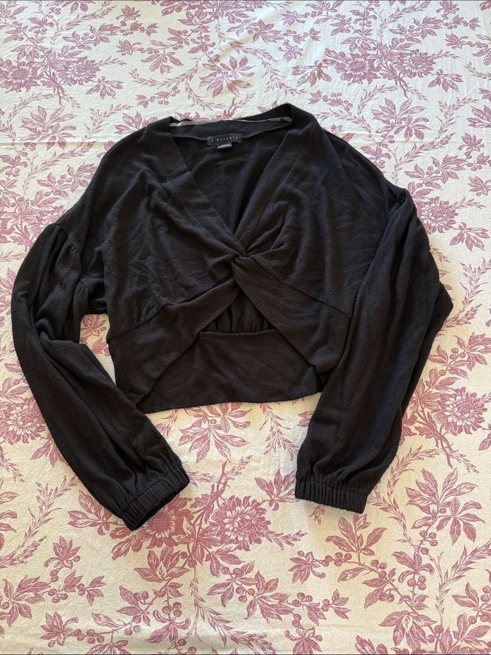 Sanctuary long sleeve XXS Black Twist-Front Cropped Top